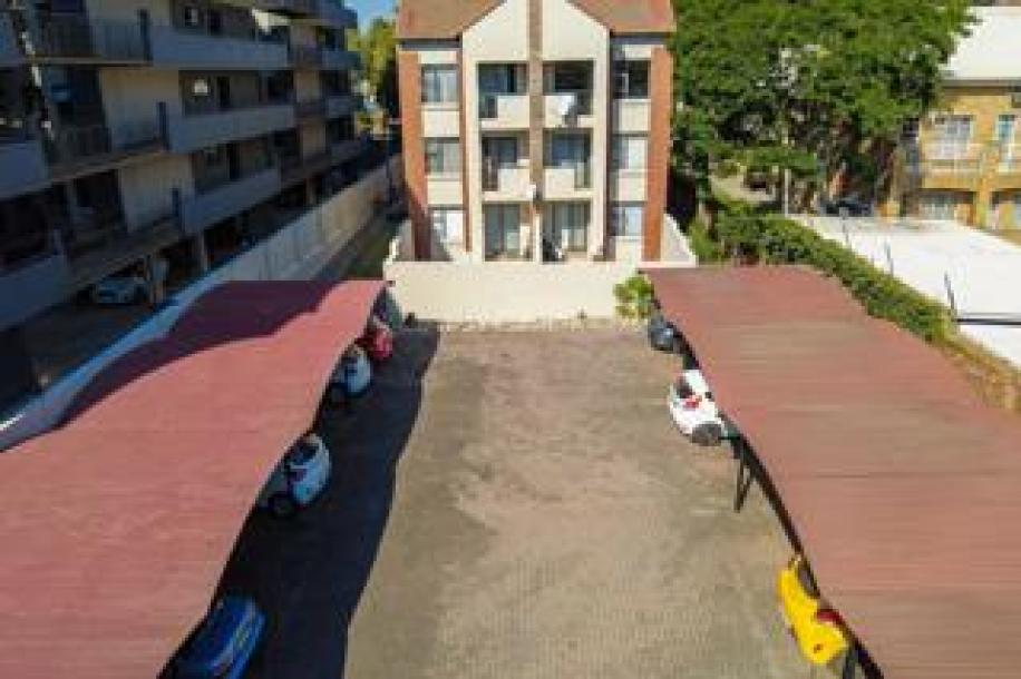 1 Bedroom Apartment / Flat for Sale in Hatfield-0