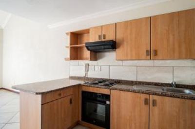 1 Bedroom Apartment / Flat for Sale in Hatfield-1