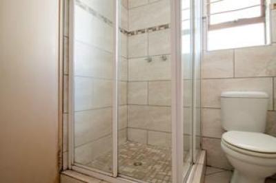 1 Bedroom Apartment / Flat for Sale in Hatfield-4