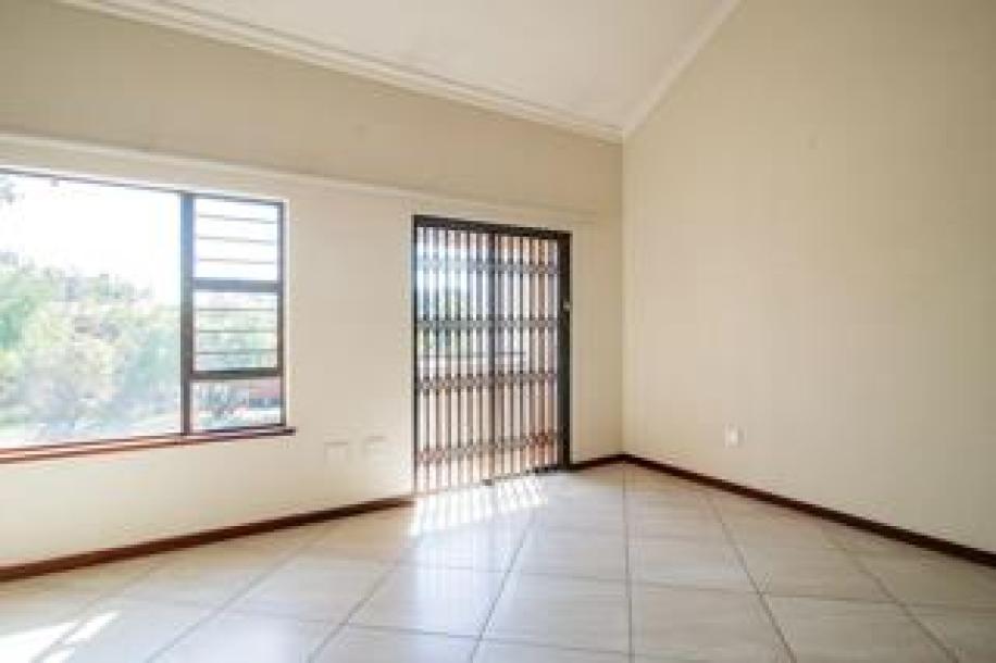 1 Bedroom Apartment / Flat for Sale in Hatfield-8