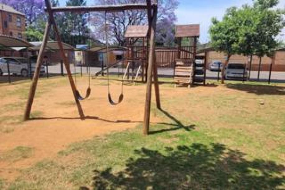 2 Bedroom Apartment / Flat for Sale in Olympus Heights Estate-5