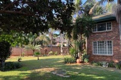 2 Bedroom Townhouse for Sale in Wapadrand-2
