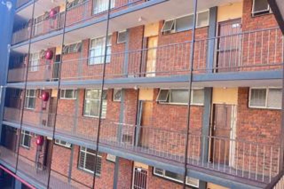 3 Bedroom Apartment / Flat for Sale in Sunnyside-1