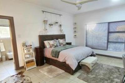 3 Bedroom House for Sale in Heron Banks Golf Estate-6