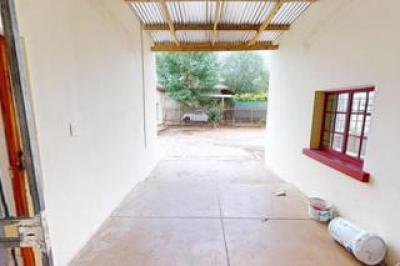 5 Bedroom House for Sale in Upington Central-13