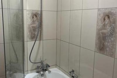 4 Bedroom House for Sale in Middelpos-17