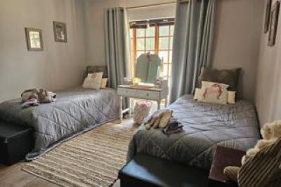 8 Bedroom House for Sale in Keidebees-10