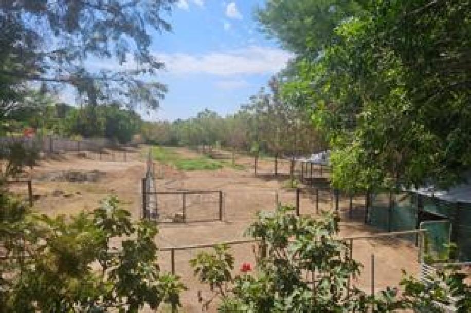 8 Bedroom House for Sale in Keidebees-15