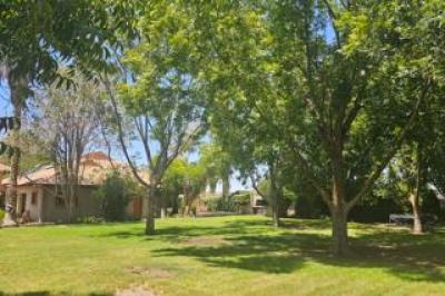 8 Bedroom House for Sale in Keidebees-19