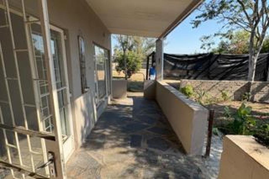 3 Bedroom House to Rent in Alkmaar-2