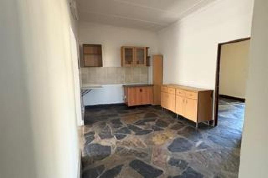 3 Bedroom House to Rent in Alkmaar-5