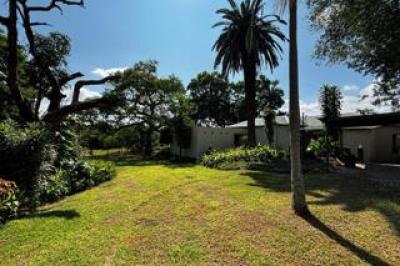 4.5 Bedroom House to Rent in Karino