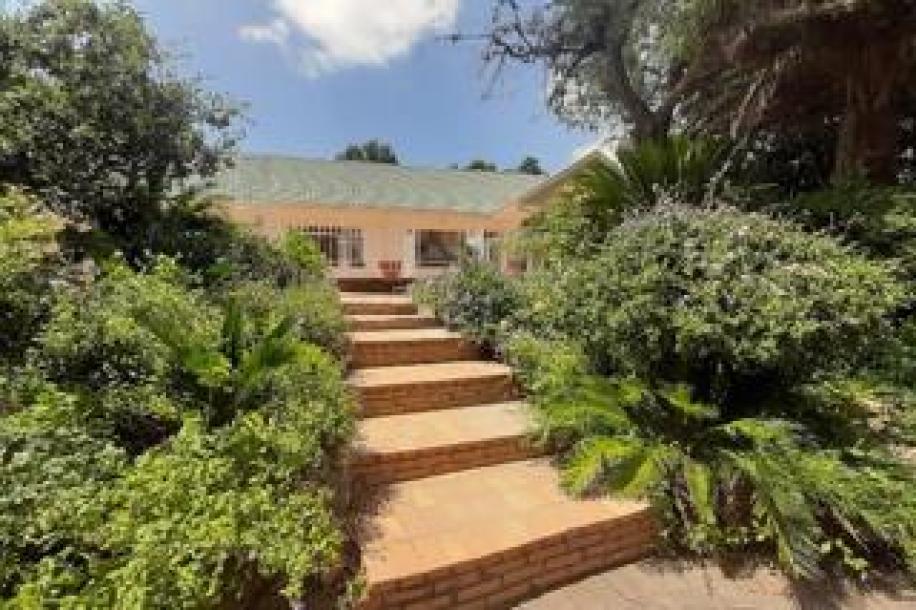 3 Bedroom House to Rent in Ferndale-15