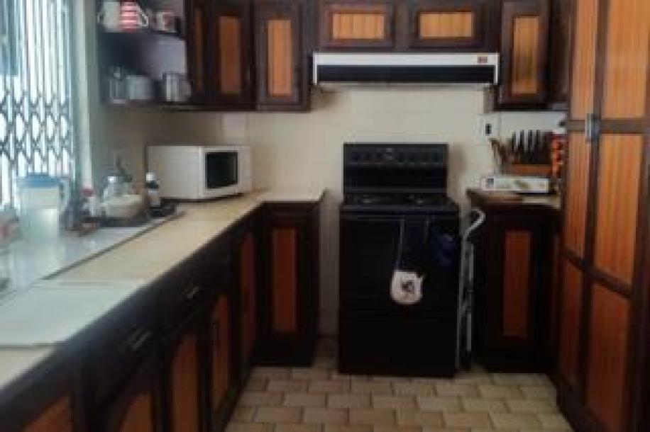 3 Bedroom House to Rent in Ferndale-7