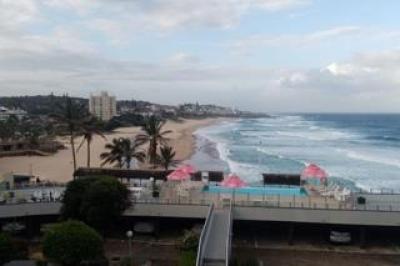 2 Bedroom Apartment / Flat to Rent in Margate Beach-3