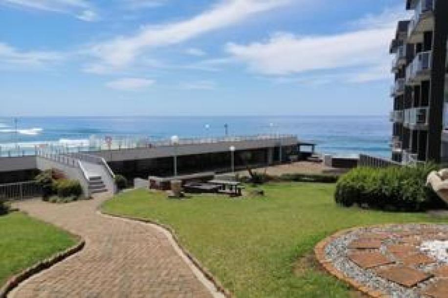 2 Bedroom Apartment / Flat to Rent in Margate Beach-4