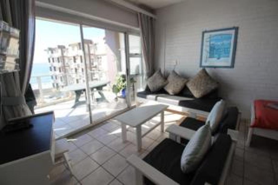 2 Bedroom Apartment / Flat to Rent in Margate Beach-6