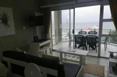 2 Bedroom Apartment / Flat to Rent in Margate Beach-8