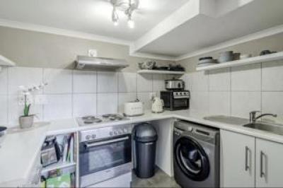 2 Bedroom Apartment / Flat to Rent in Gardens