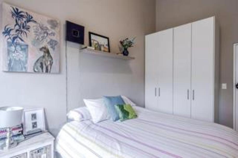 2 Bedroom Apartment / Flat to Rent in Gardens-14