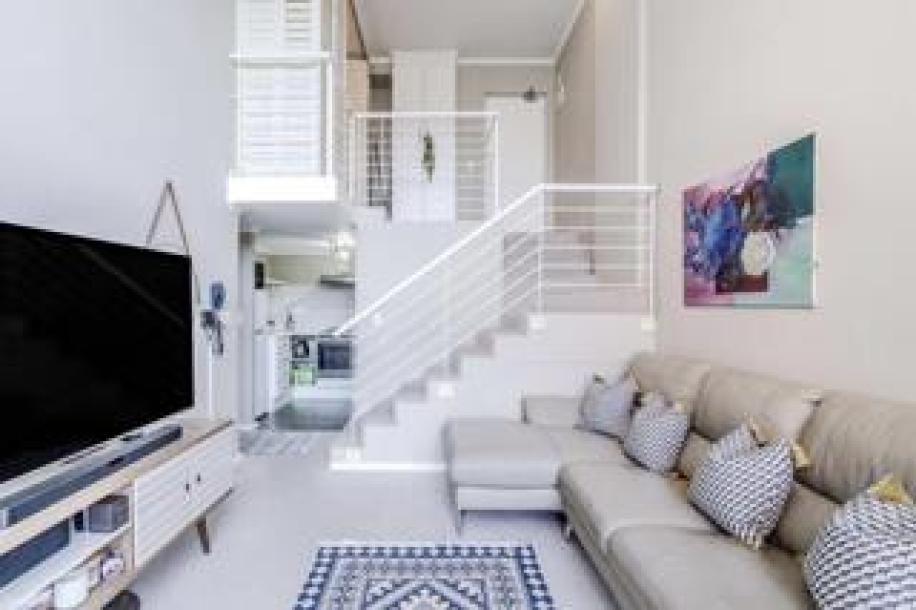 2 Bedroom Apartment / Flat to Rent in Gardens-6