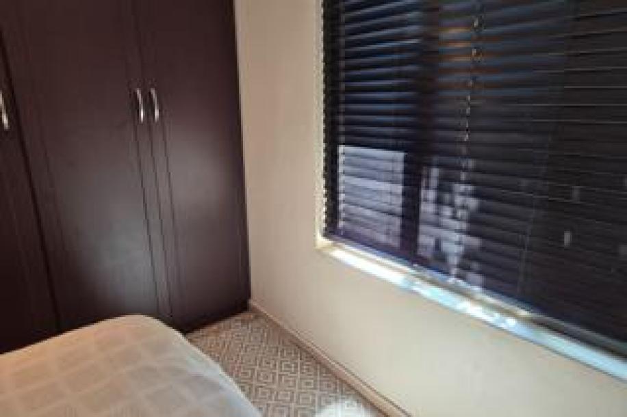 2 Bedroom Apartment / Flat to Rent in Westville-8