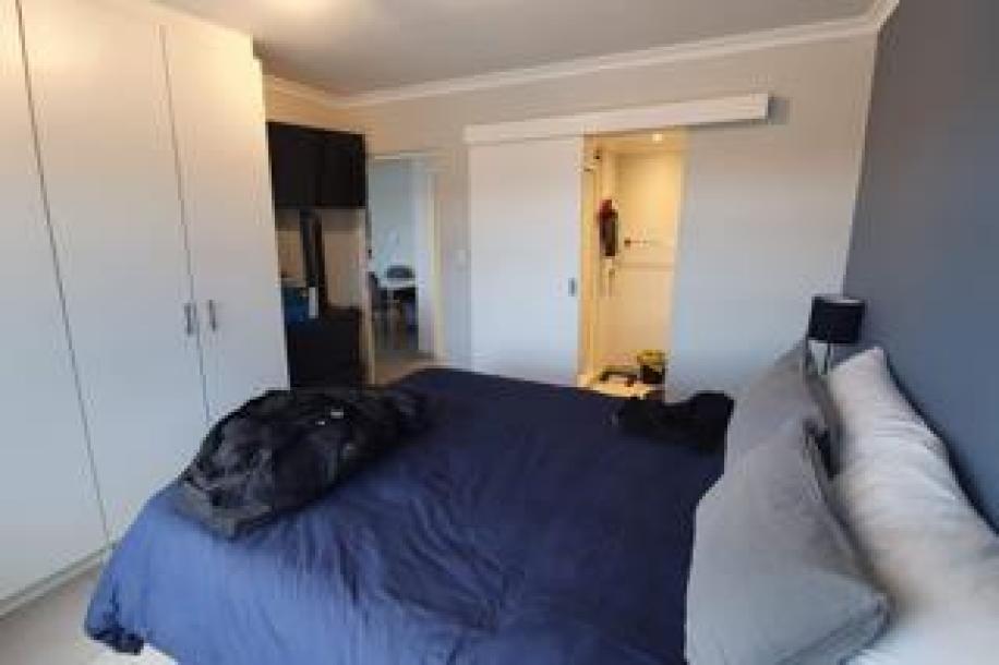 2 Bedroom Apartment / Flat to Rent in Woodstock-10