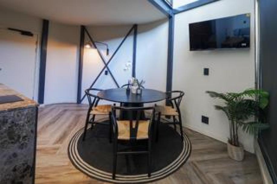 1 Bedroom Apartment / Flat to Rent in Foreshore-4