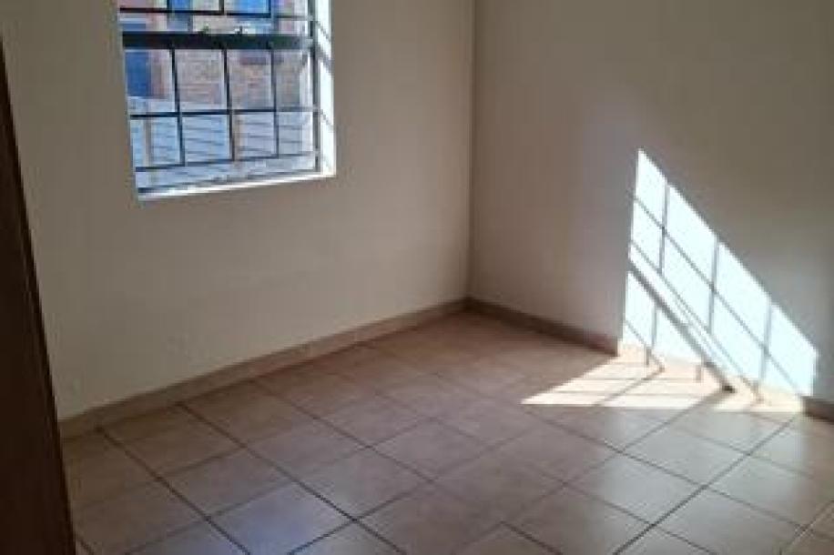 2 Bedroom Apartment / Flat to Rent in Kibler Park-7