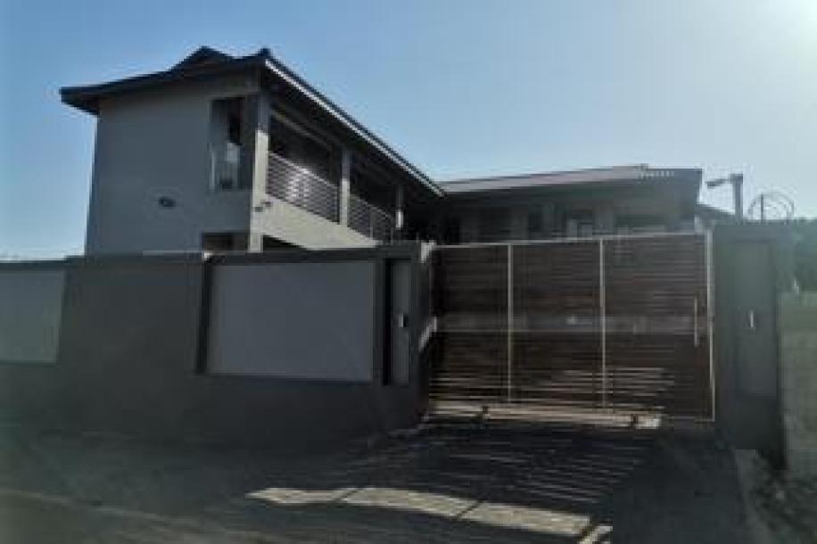 1 Bedroom Apartment / Flat to Rent in Kwamashu-1