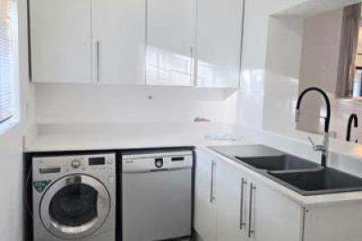 3 Bedroom House to Rent in Broadwood-4