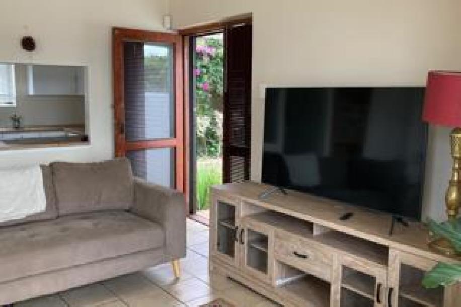 2 Bedroom Townhouse to Rent in Walmer-5