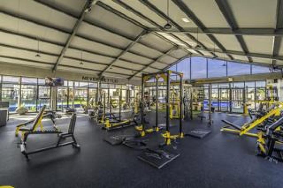 1 Bedroom Apartment / Flat to Rent in The Huntsman-11