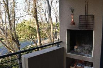 2 Bedroom Apartment / Flat for Sale in Somerset West Mall Triangle
