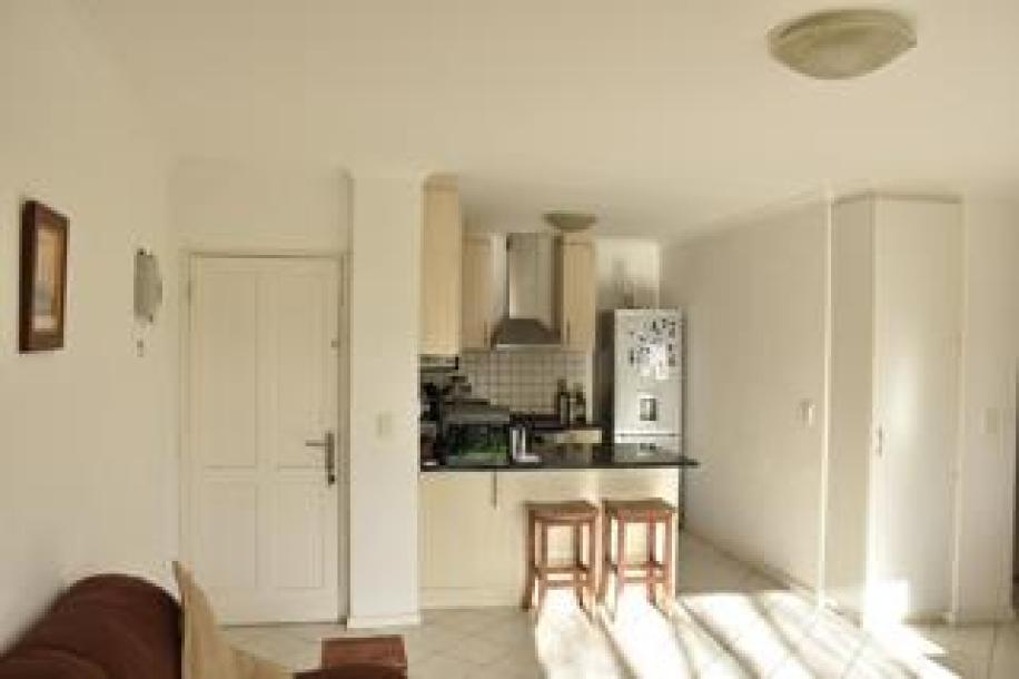 2 Bedroom Apartment / Flat for Sale in Somerset West Mall Triangle-7