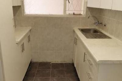 2 Bedroom Apartment / Flat for Sale in Humewood-13