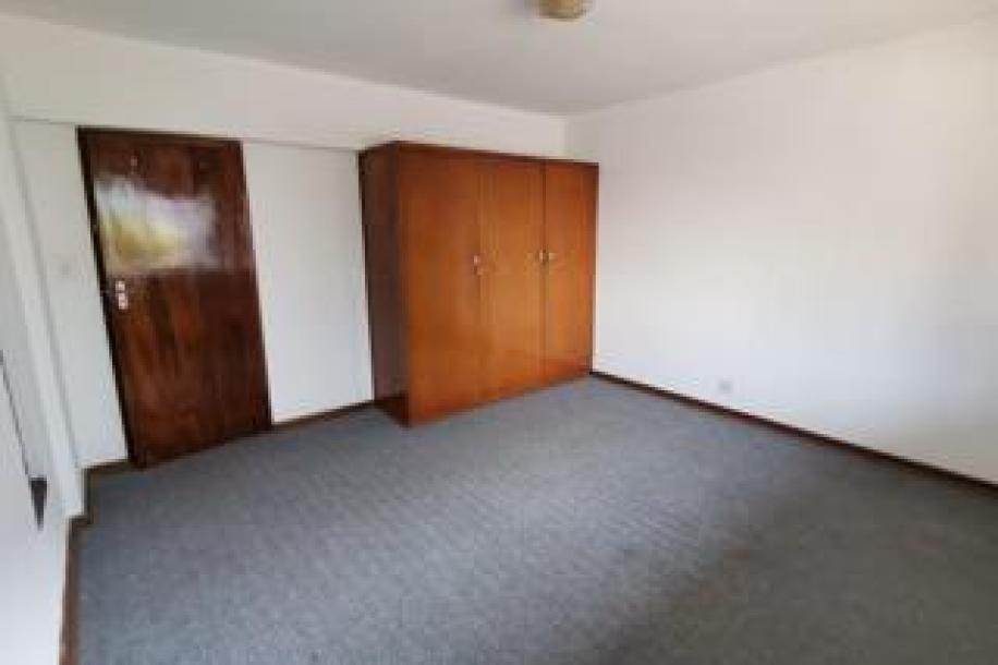2 Bedroom Apartment / Flat for Sale in Humewood-8