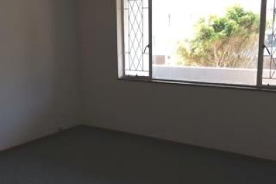 2 Bedroom Apartment / Flat for Sale in Humewood-9