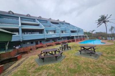 2 Bedroom Apartment / Flat for Sale in Margate Beach-11