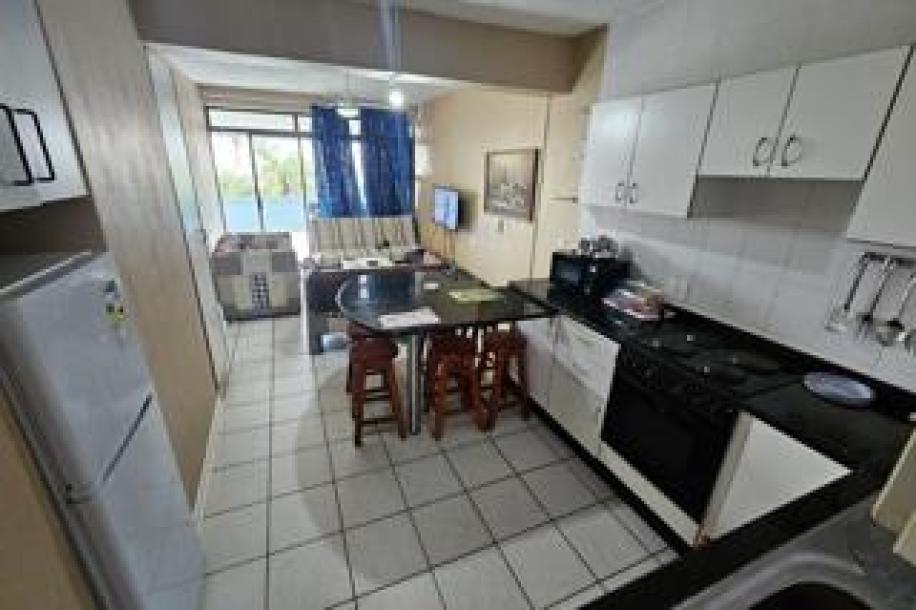 2 Bedroom Apartment / Flat for Sale in Margate Beach-13