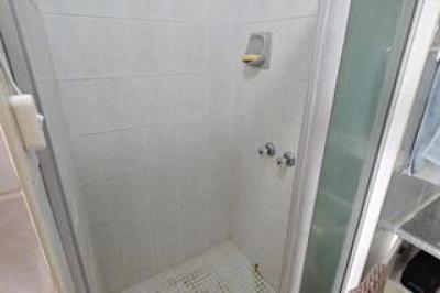 2 Bedroom Apartment / Flat for Sale in Margate Beach-16