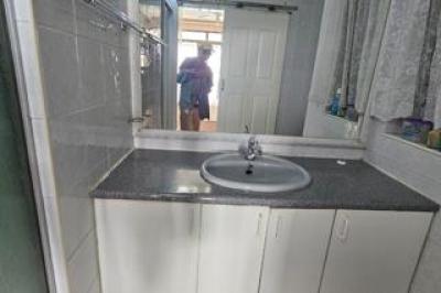 2 Bedroom Apartment / Flat for Sale in Margate Beach-7