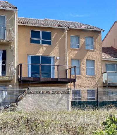 3 Bedroom House in Muizenberg-12