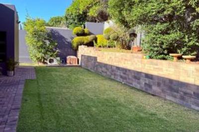 4 Bedroom House for Sale in Cashan-15