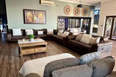 4 Bedroom House for Sale in Cashan-6