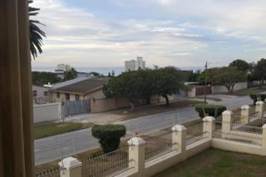 2 Bedroom Apartment / Flat to Rent in Humewood-2
