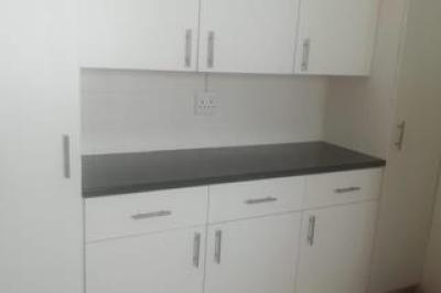 2 Bedroom Apartment / Flat to Rent in Humewood-3