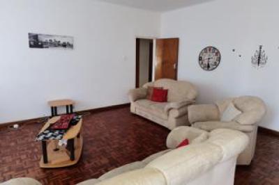 2 Bedroom Apartment / Flat to Rent in Humewood-5