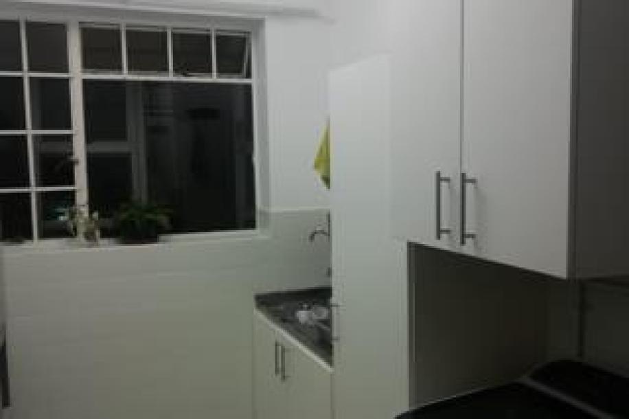 1 Bedroom Apartment / Flat to Rent in Humewood-5
