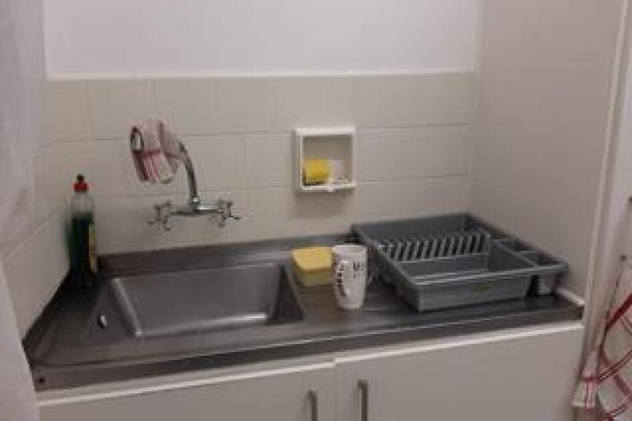 1 Bedroom Apartment / Flat to Rent in Humewood-7